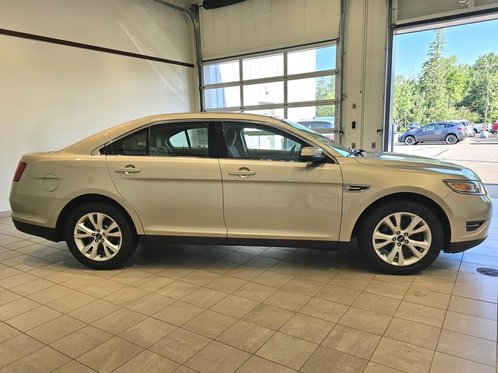 used 2010 Ford Taurus car, priced at $7,995