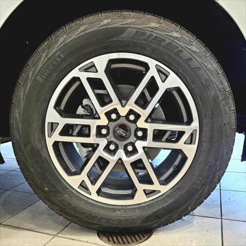 new 2025 Ford Expedition car, priced at $72,395
