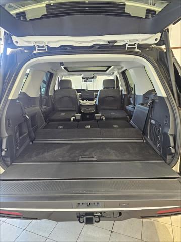 new 2025 Ford Expedition car, priced at $72,395