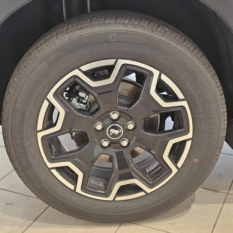 new 2025 Ford Bronco Sport car, priced at $39,665