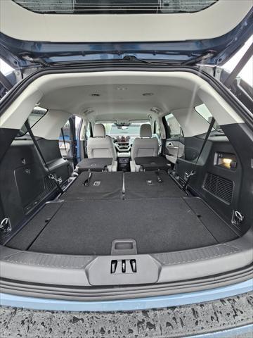 new 2025 Ford Explorer car, priced at $49,120
