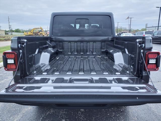 new 2024 Jeep Gladiator car, priced at $49,439