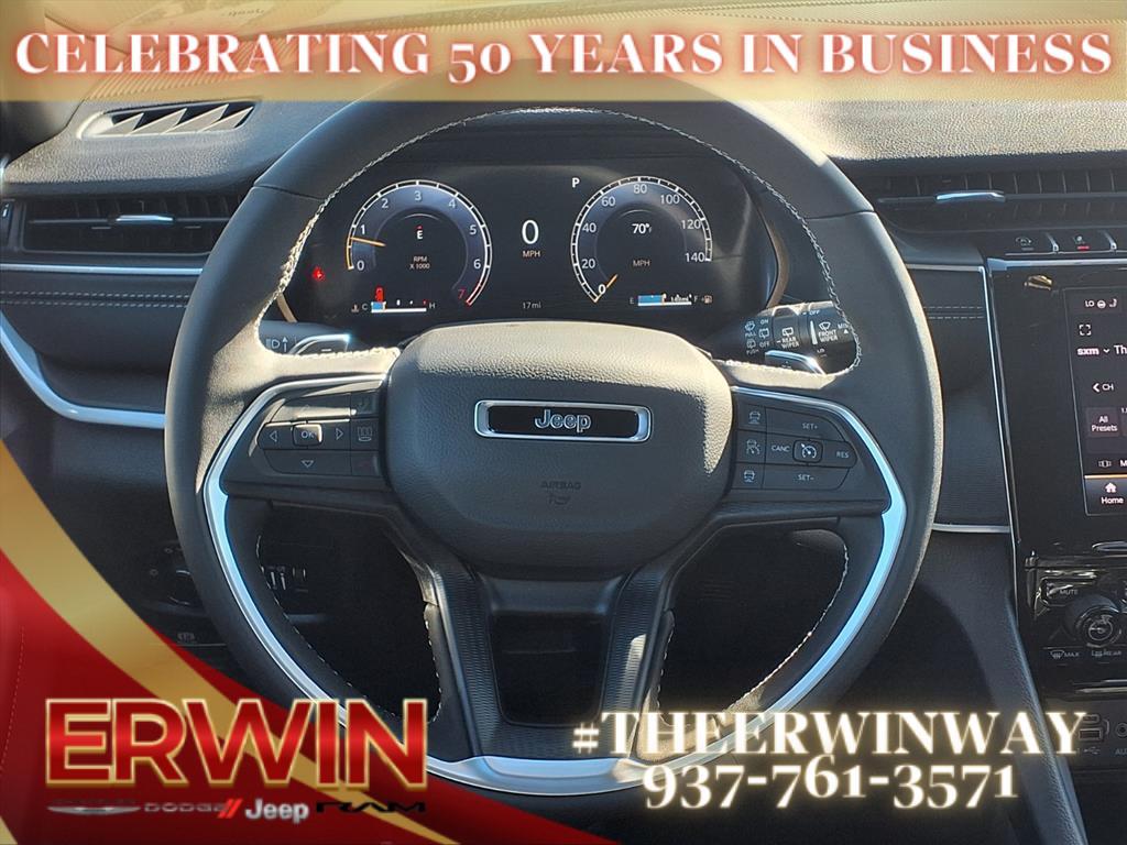 new 2025 Jeep Grand Cherokee car, priced at $45,304