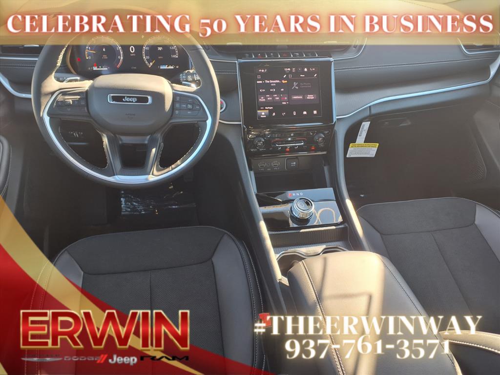 new 2025 Jeep Grand Cherokee car, priced at $45,304