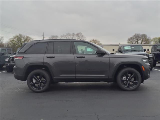 new 2025 Jeep Grand Cherokee car, priced at $47,968