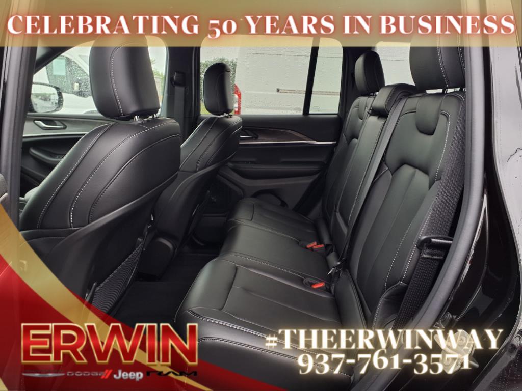 new 2025 Jeep Grand Cherokee car, priced at $49,702