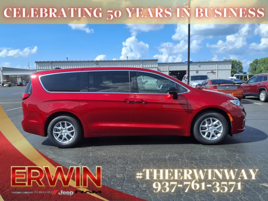 new 2026 Chrysler Pacifica car, priced at $41,811