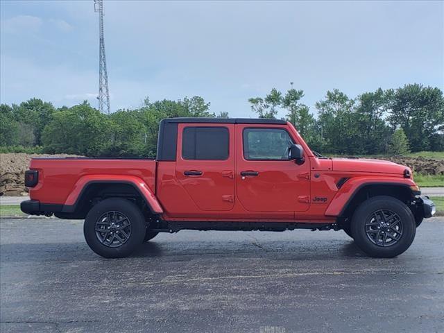 new 2024 Jeep Gladiator car, priced at $48,607