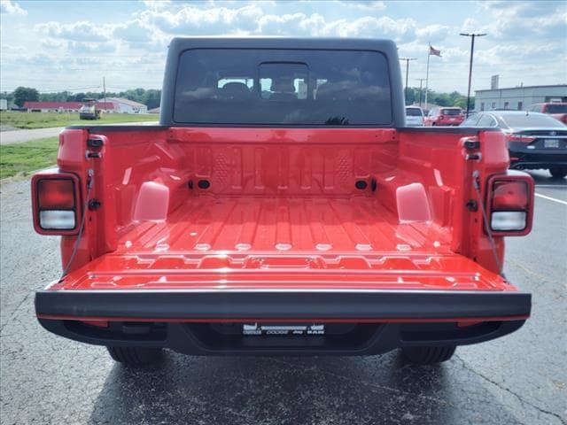 new 2024 Jeep Gladiator car, priced at $48,607