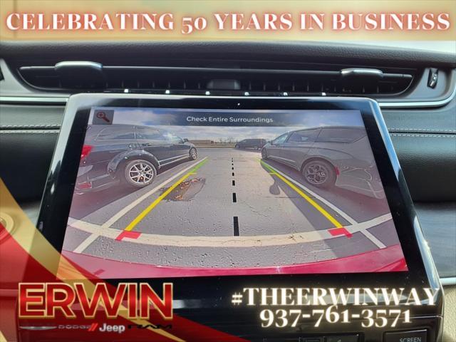 used 2024 Jeep Grand Cherokee car, priced at $38,998