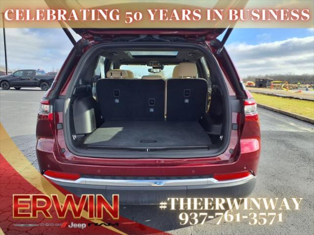 used 2024 Jeep Grand Cherokee car, priced at $38,998