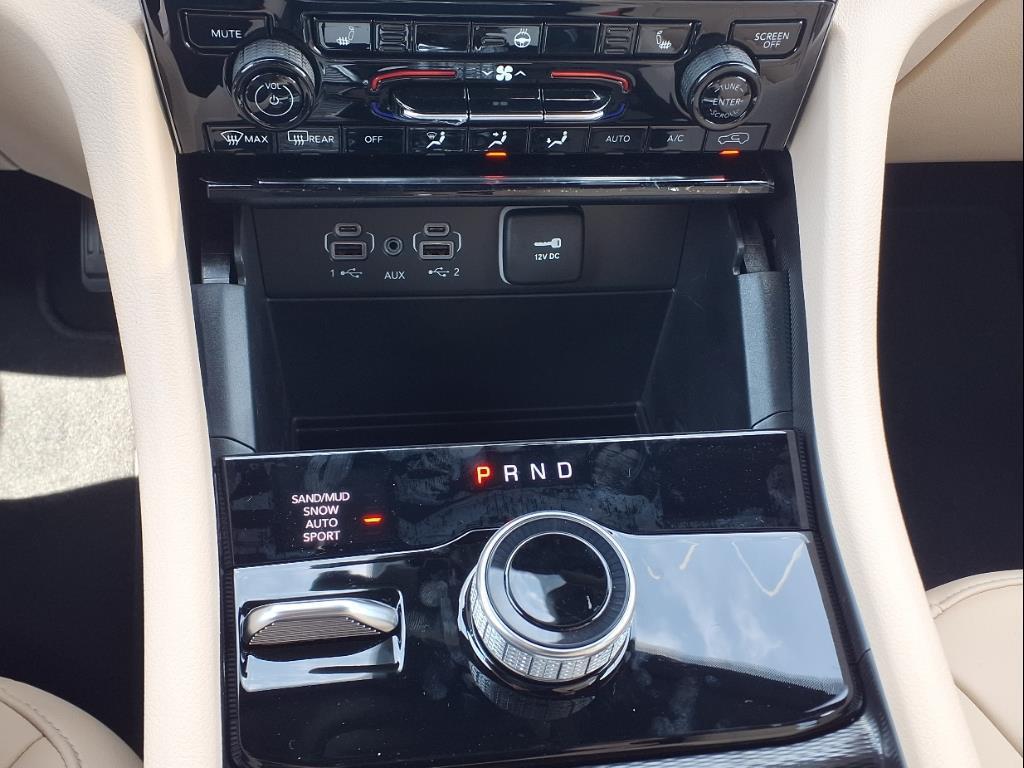 new 2025 Jeep Grand Cherokee L car, priced at $50,548