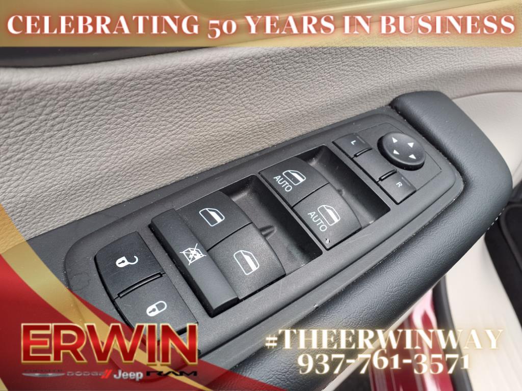 used 2023 Chrysler Pacifica car, priced at $25,998