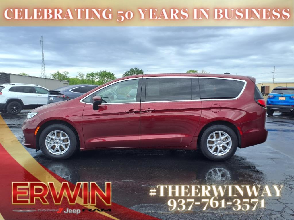 used 2023 Chrysler Pacifica car, priced at $25,998