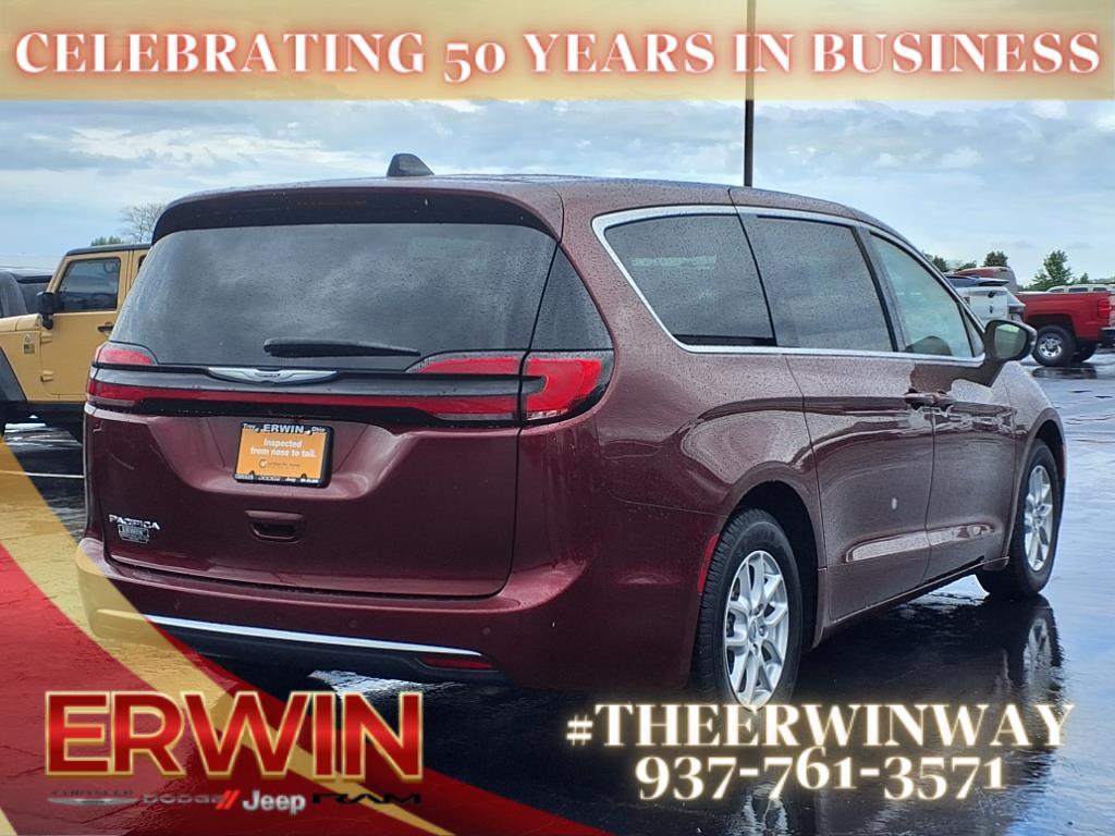 used 2023 Chrysler Pacifica car, priced at $25,998