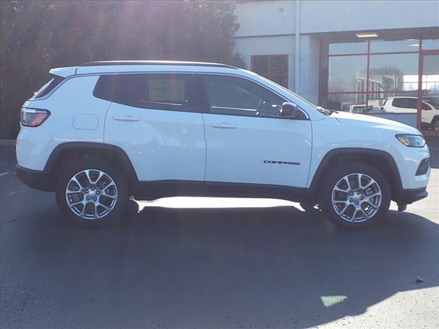 new 2024 Jeep Compass car, priced at $29,969