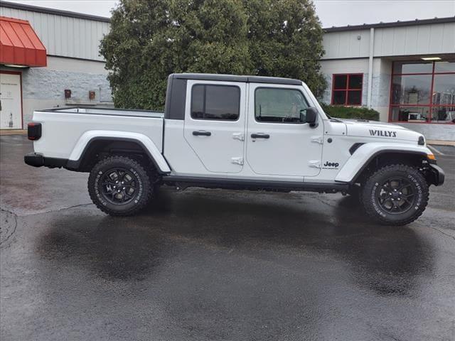 new 2024 Jeep Gladiator car, priced at $49,993