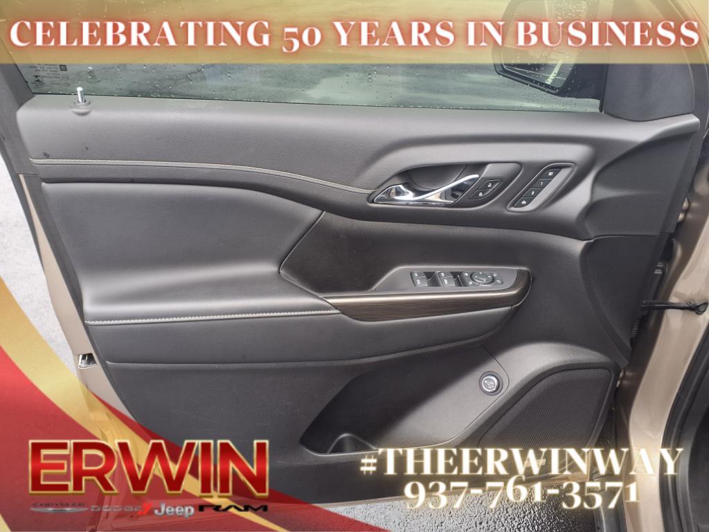 used 2022 GMC Acadia car, priced at $29,998