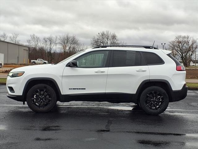 used 2023 Jeep Cherokee car, priced at $25,998