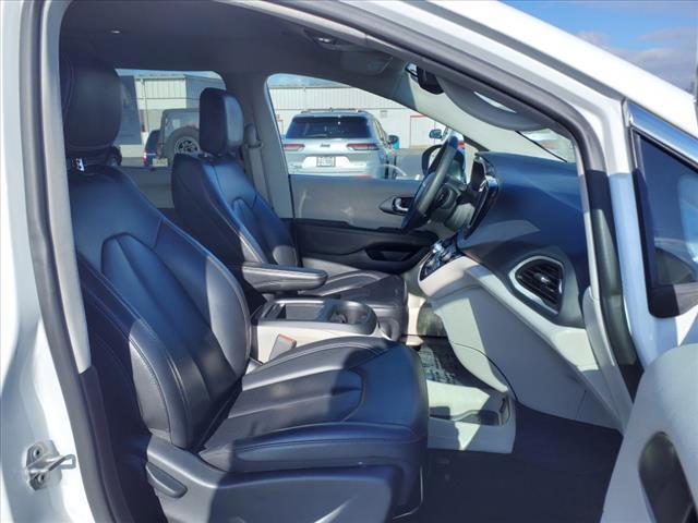 used 2023 Chrysler Pacifica car, priced at $26,998