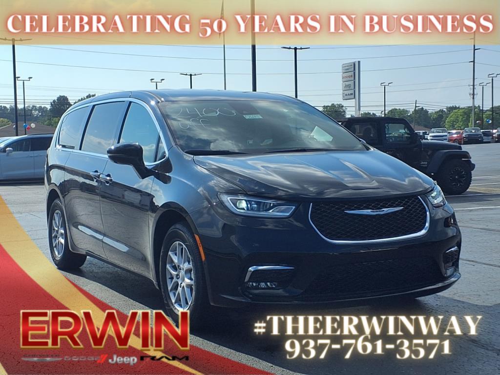 new 2026 Chrysler Pacifica car, priced at $43,370