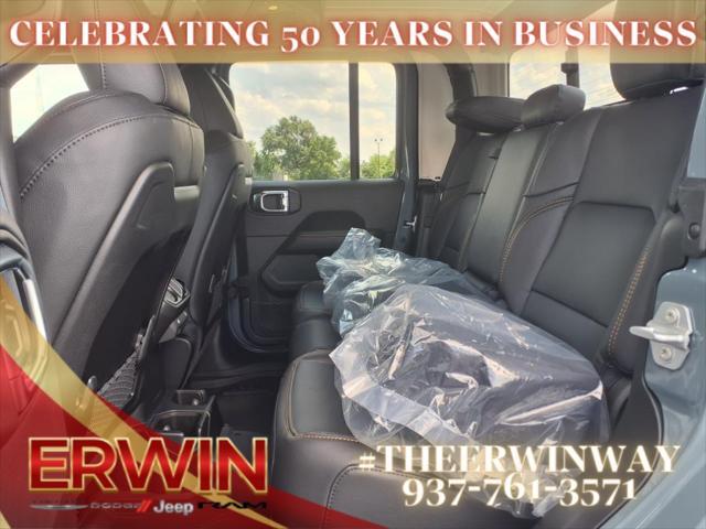 new 2025 Jeep Gladiator car, priced at $47,917