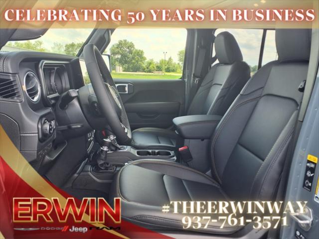 new 2025 Jeep Gladiator car, priced at $47,917