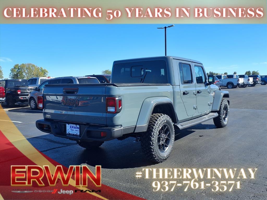 new 2025 Jeep Gladiator car, priced at $45,619