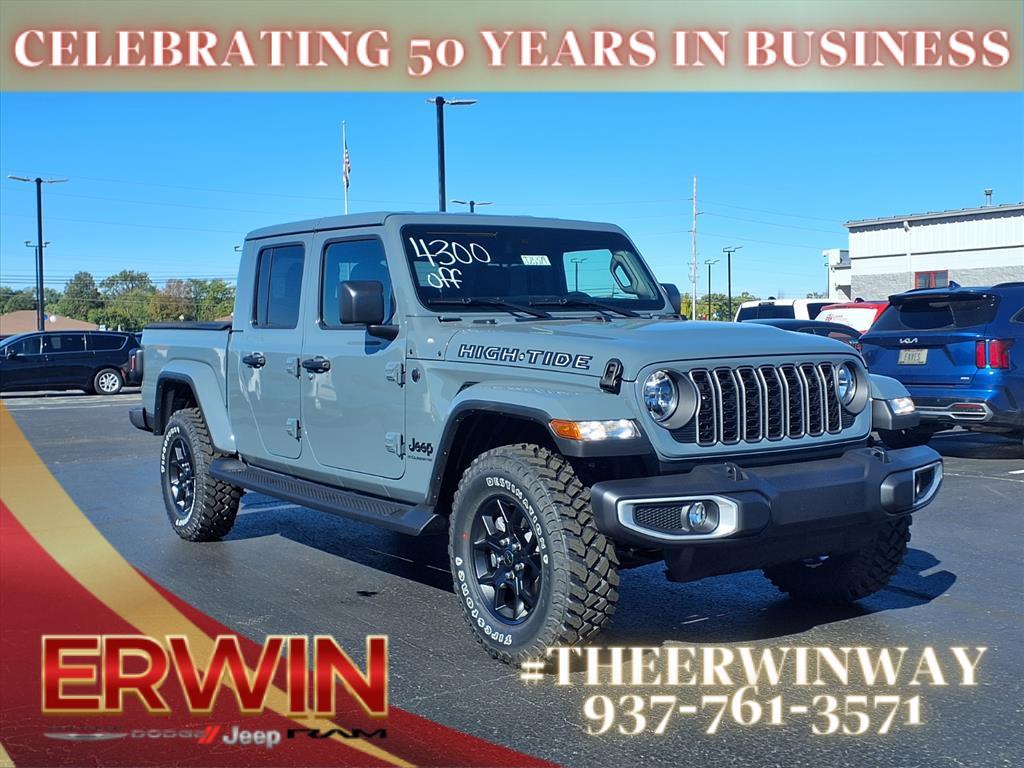 new 2025 Jeep Gladiator car, priced at $45,619