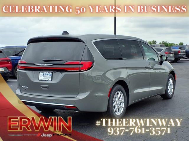 new 2025 Chrysler Pacifica car, priced at $43,527