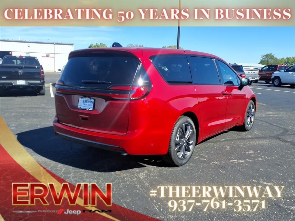 new 2026 Chrysler Pacifica car, priced at $43,041