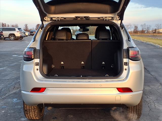 new 2025 Jeep Compass car, priced at $34,572