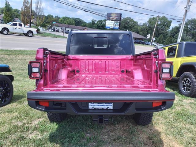 new 2024 Jeep Gladiator car, priced at $46,121