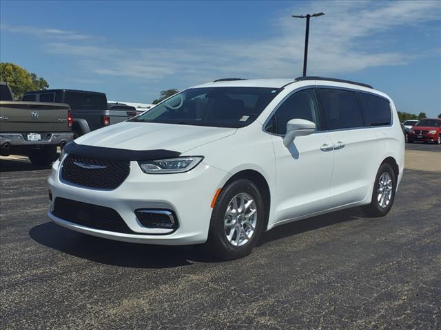 used 2022 Chrysler Pacifica car, priced at $27,998