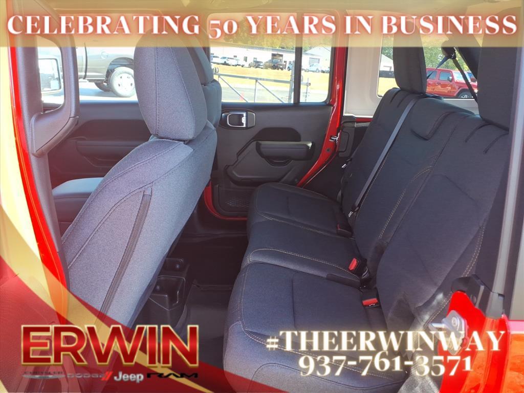 new 2025 Jeep Wrangler car, priced at $46,590