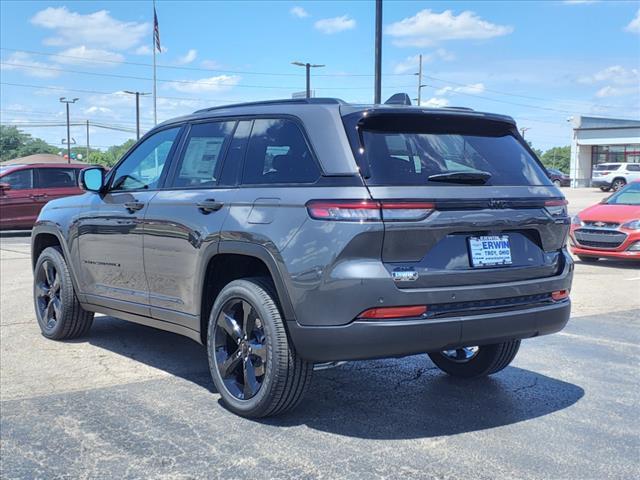 new 2024 Jeep Grand Cherokee car, priced at $44,828