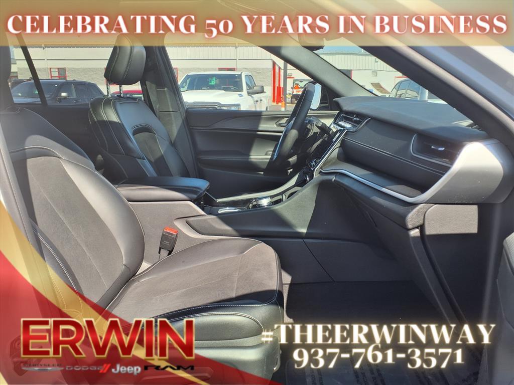 used 2023 Jeep Grand Cherokee car, priced at $35,998