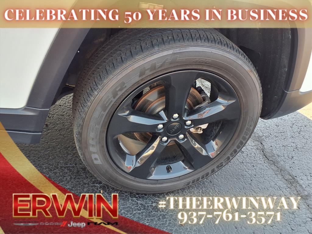 used 2023 Jeep Grand Cherokee car, priced at $35,998