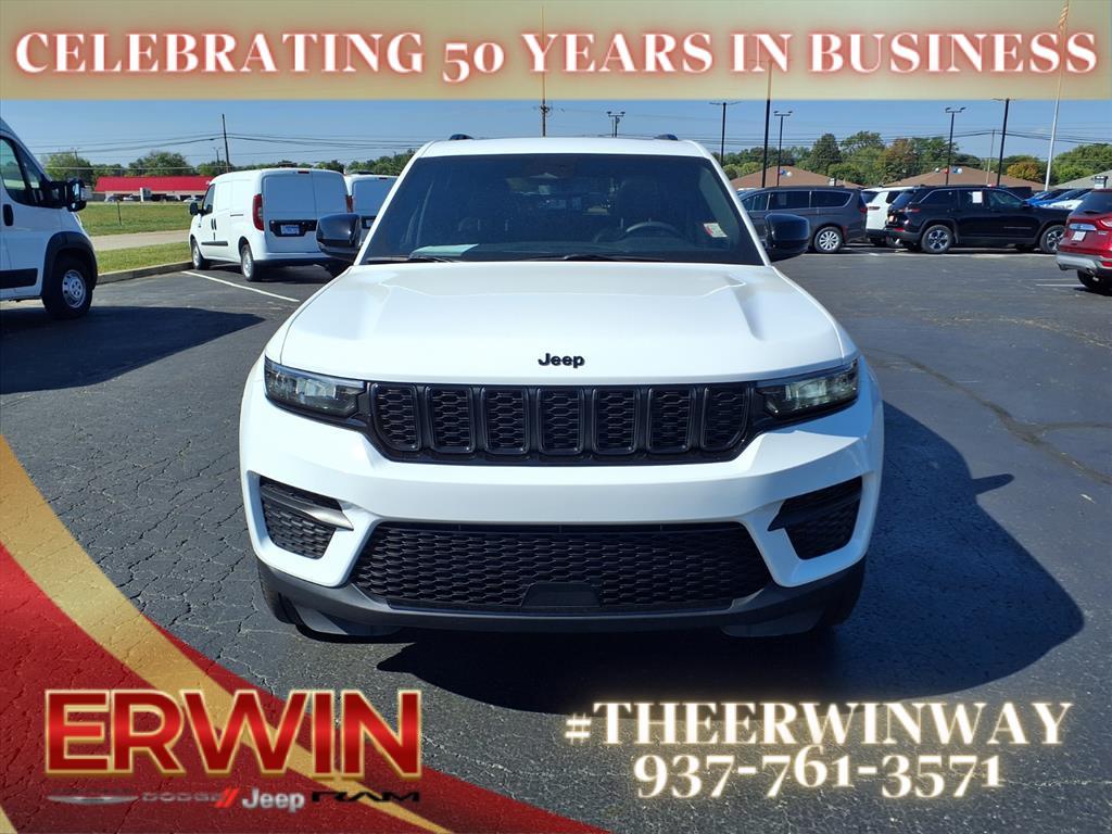 used 2023 Jeep Grand Cherokee car, priced at $35,998