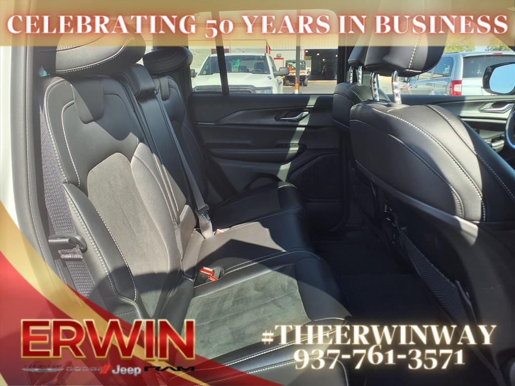 used 2023 Jeep Grand Cherokee car, priced at $35,998