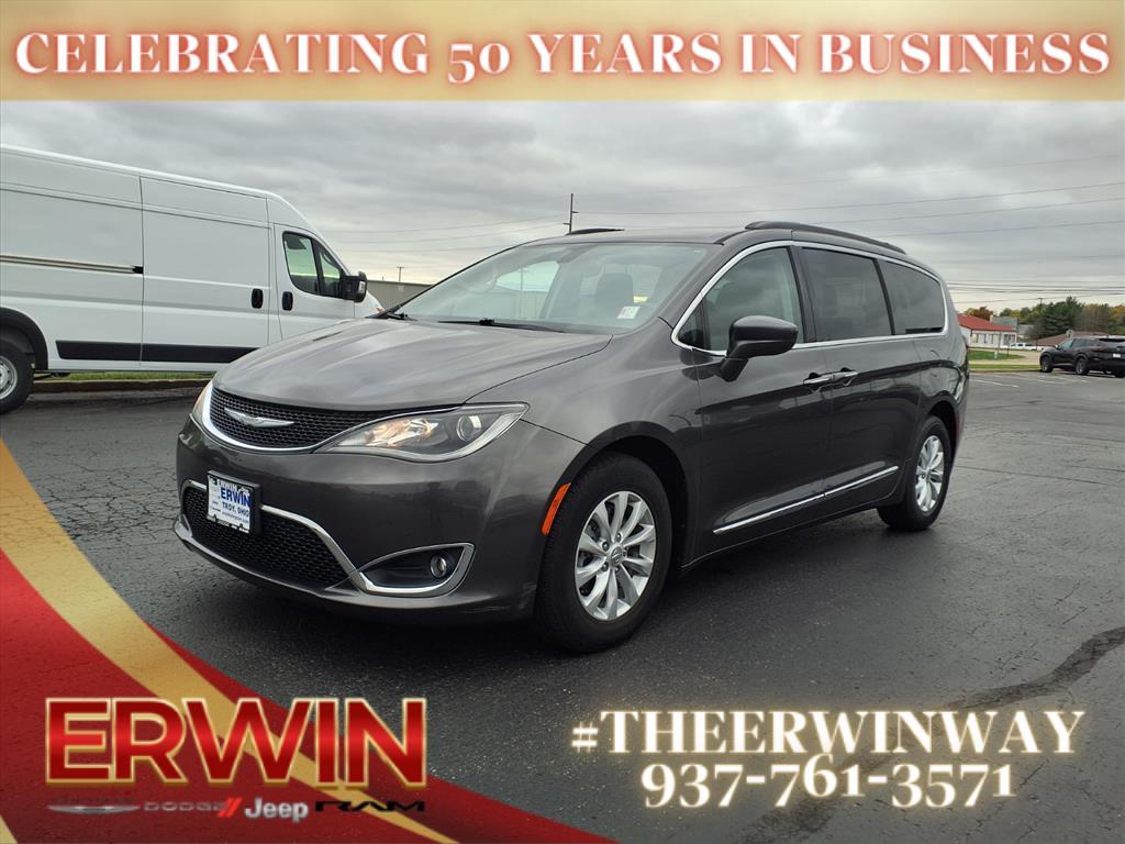 used 2017 Chrysler Pacifica car, priced at $15,998