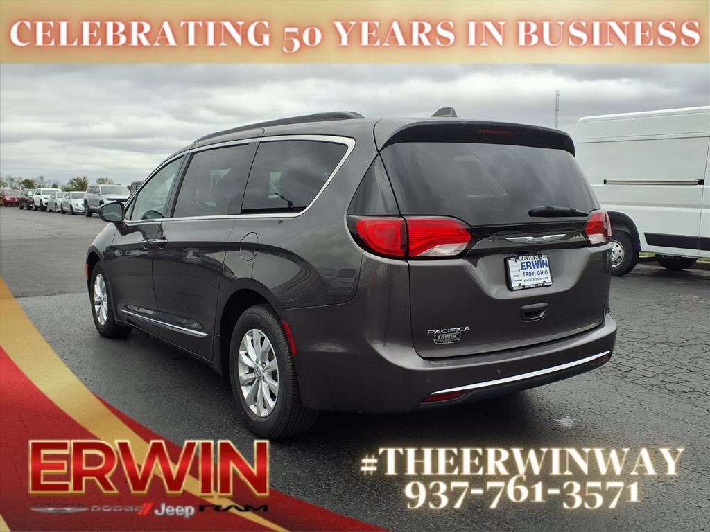 used 2017 Chrysler Pacifica car, priced at $15,998