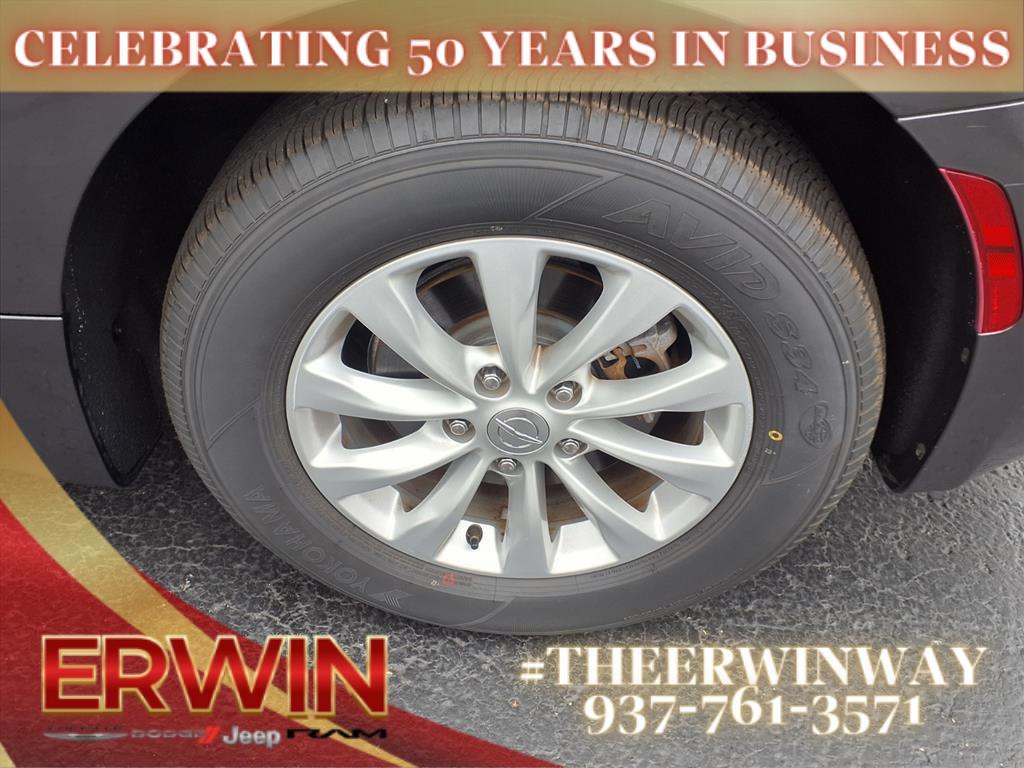 used 2017 Chrysler Pacifica car, priced at $15,998