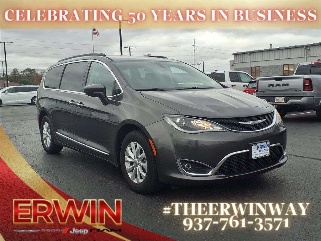 used 2017 Chrysler Pacifica car, priced at $15,998