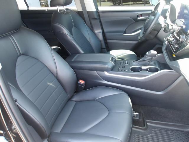 used 2023 Toyota Highlander car, priced at $39,499