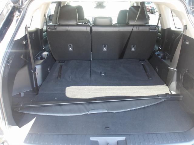 used 2023 Toyota Highlander car, priced at $39,499