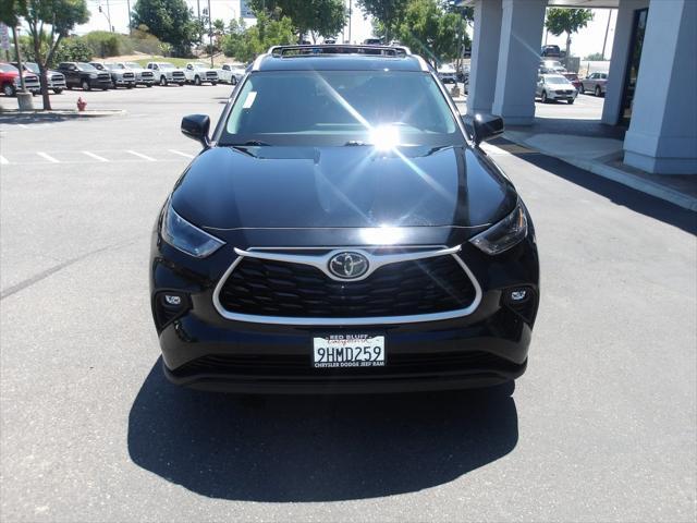 used 2023 Toyota Highlander car, priced at $39,499