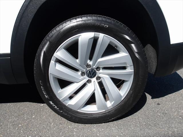 used 2020 Volkswagen Atlas Cross Sport car, priced at $24,995