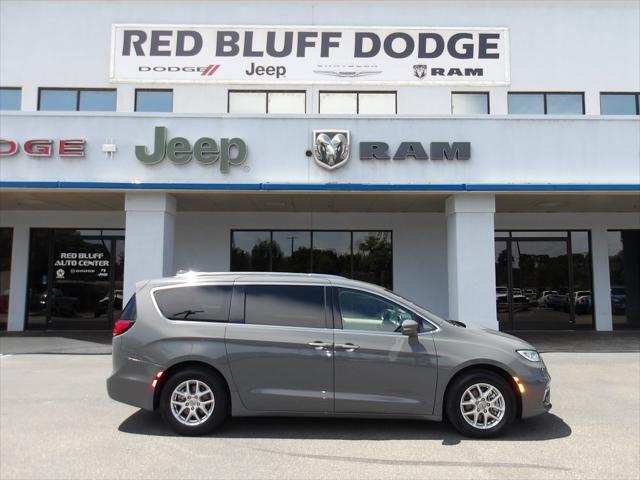 used 2021 Chrysler Pacifica car, priced at $23,598