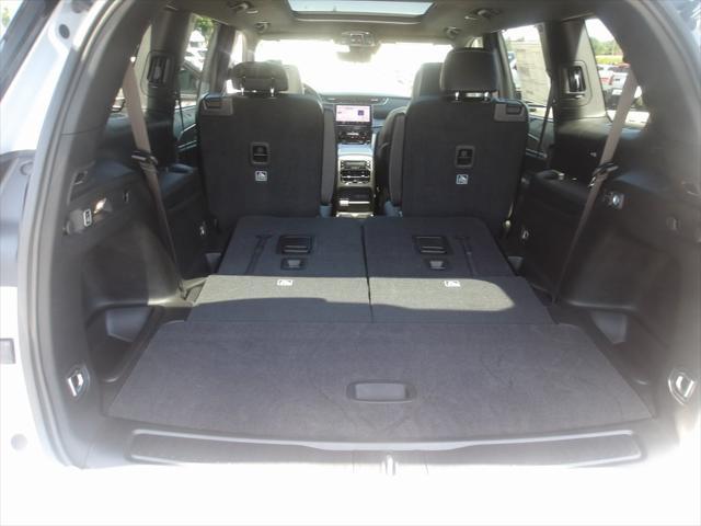 new 2025 Jeep Grand Cherokee L car, priced at $53,712